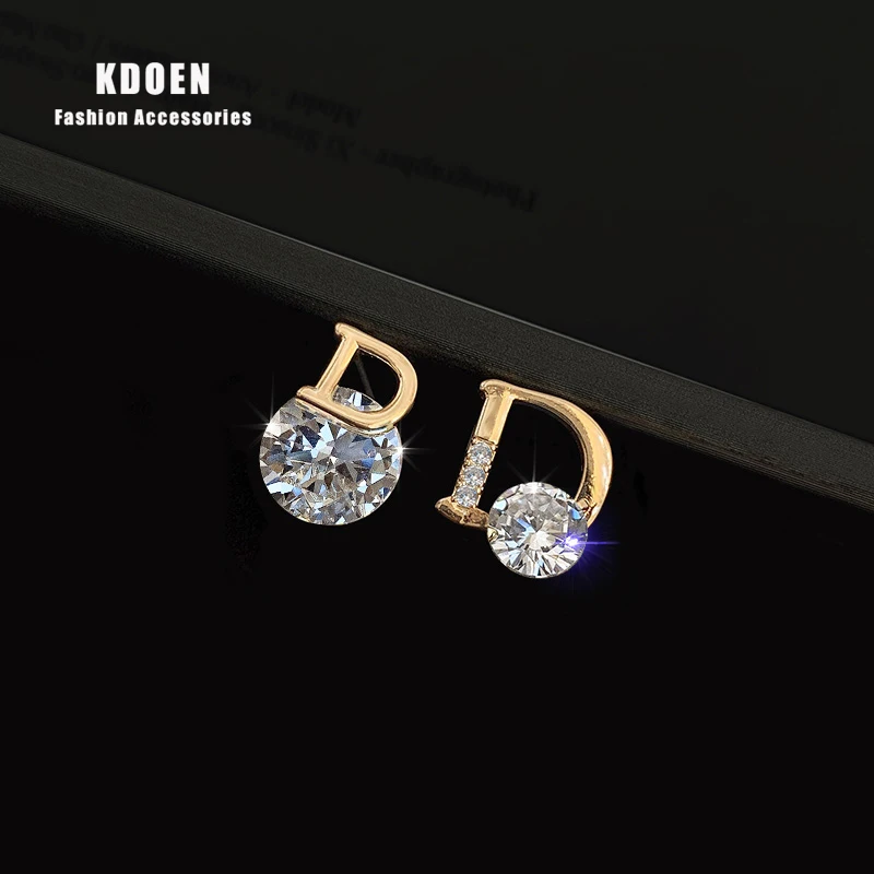 2021 New Shiny Zircon Gold Asymmetric D Letter Stud Earrings For Woman Fashion Korean Jewelry Party Girl's Sexy Luxury Earrings