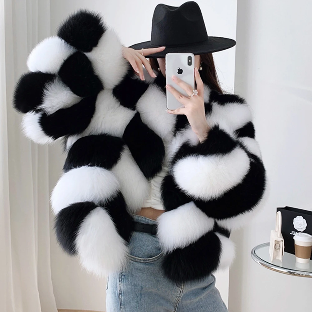 Women Fluffy Fur Coat Real Fox Fur Black White Lattice Genuine Fur Woman's Short Winter Fashion Natural Fur Female Jacket 2024