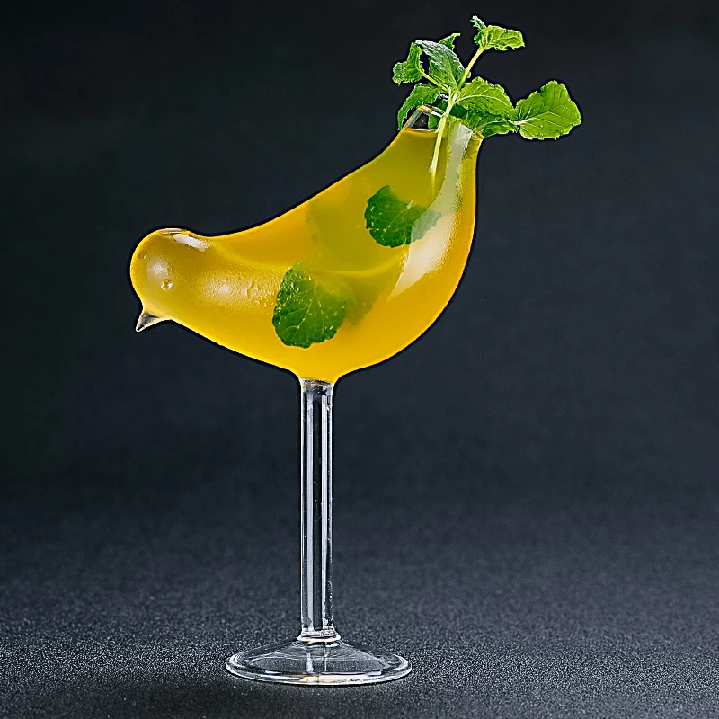 Personality Birdie Shaped Cocktail Glass Molecule Smoked Glass Cup Bird Champagne Goblet Glass Swig For Family Mug Shot Glass