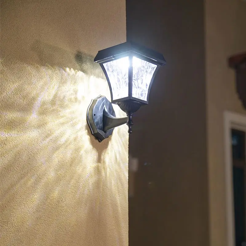 Piccola berlina lampada da parete solare controllo decorativo luci a Led banca esterna di energia solare per lampade da giardino riflettore