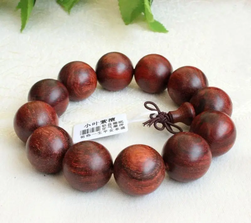 

Good 20mm Lobular Red Sandalwood Beads Tibetan Buddhism Bracele