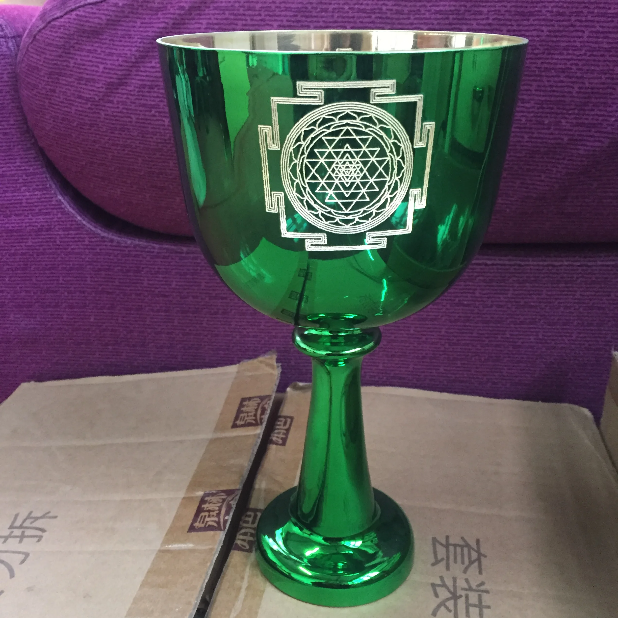 4th octave 432hz perfect F note Heart Chakra or F# Thymus chakra green crystal singing chalice + sri yantra engraving design