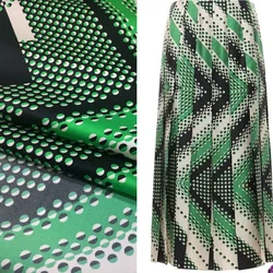 Polka dot geometric printing green silk stretch twill dress digital printing fabrics natural mulberry silk high fashion sewing