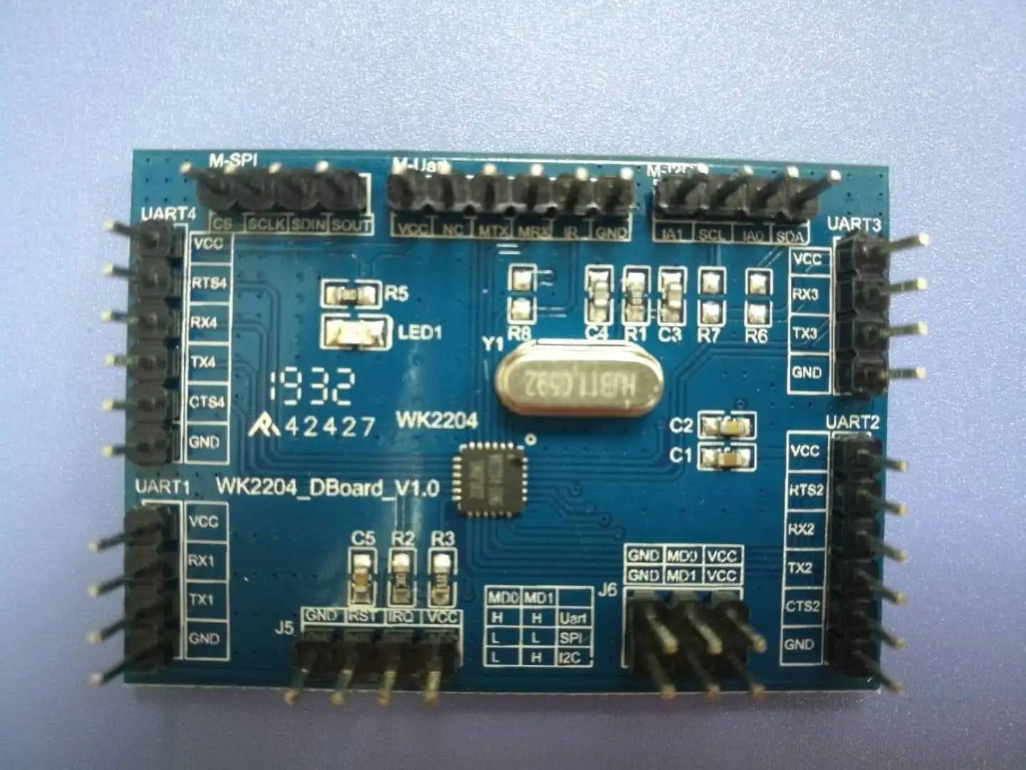 

Serial Port Expansion Development Board WK2204-IQNG Multiple Main Interfaces UART/SPI/IIC to 2 Serial Ports