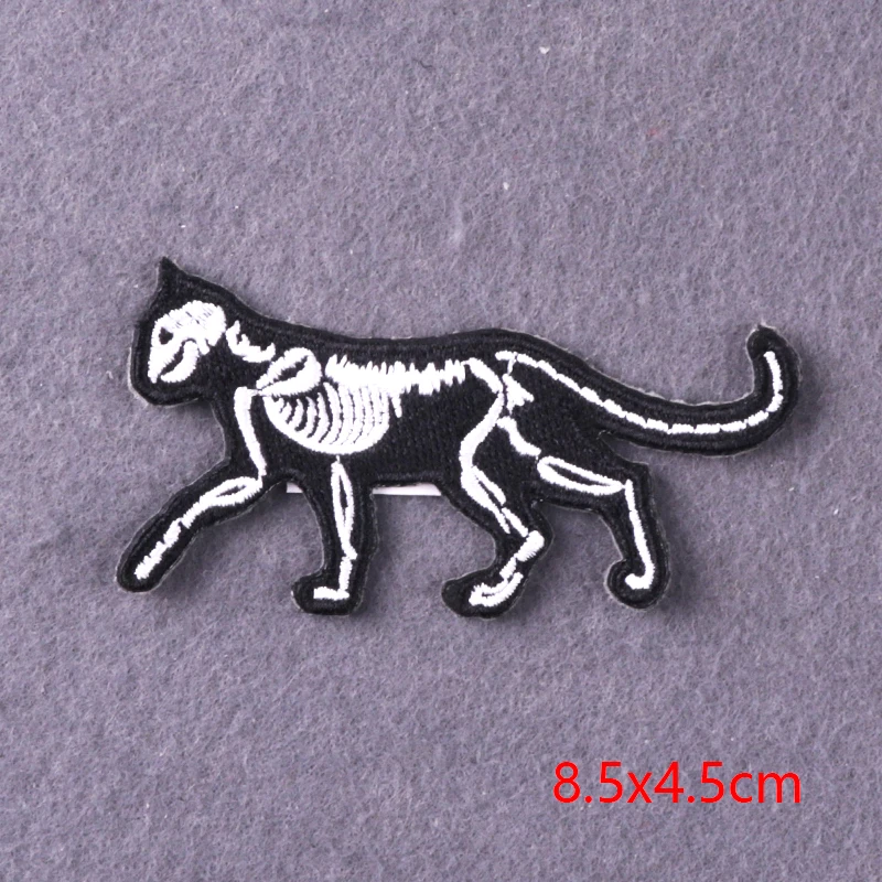 Jurassic Park Patch Dinosaur Embroidered Patches For Clothing Punk Iron on Patches On Clothes T-shirt DIY Patch Sticker Badge