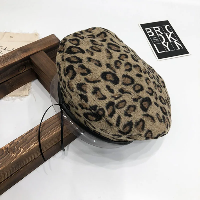 Leopard Beret Female Autumn Winter Hats For Women Vintage Painter Flat Cap Boina Feminina Fashion PU Leather Brim Beanie