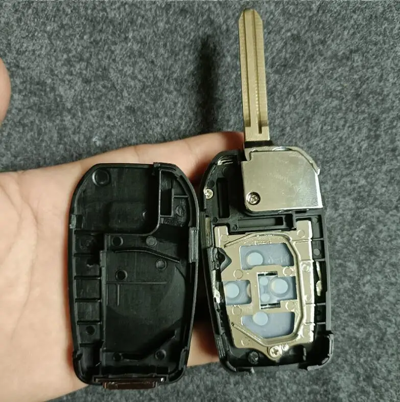 2 Buttons Modified Flip Folding Remote key Shell  for Isuzu D-Max Blank Fob Key Case Blanks