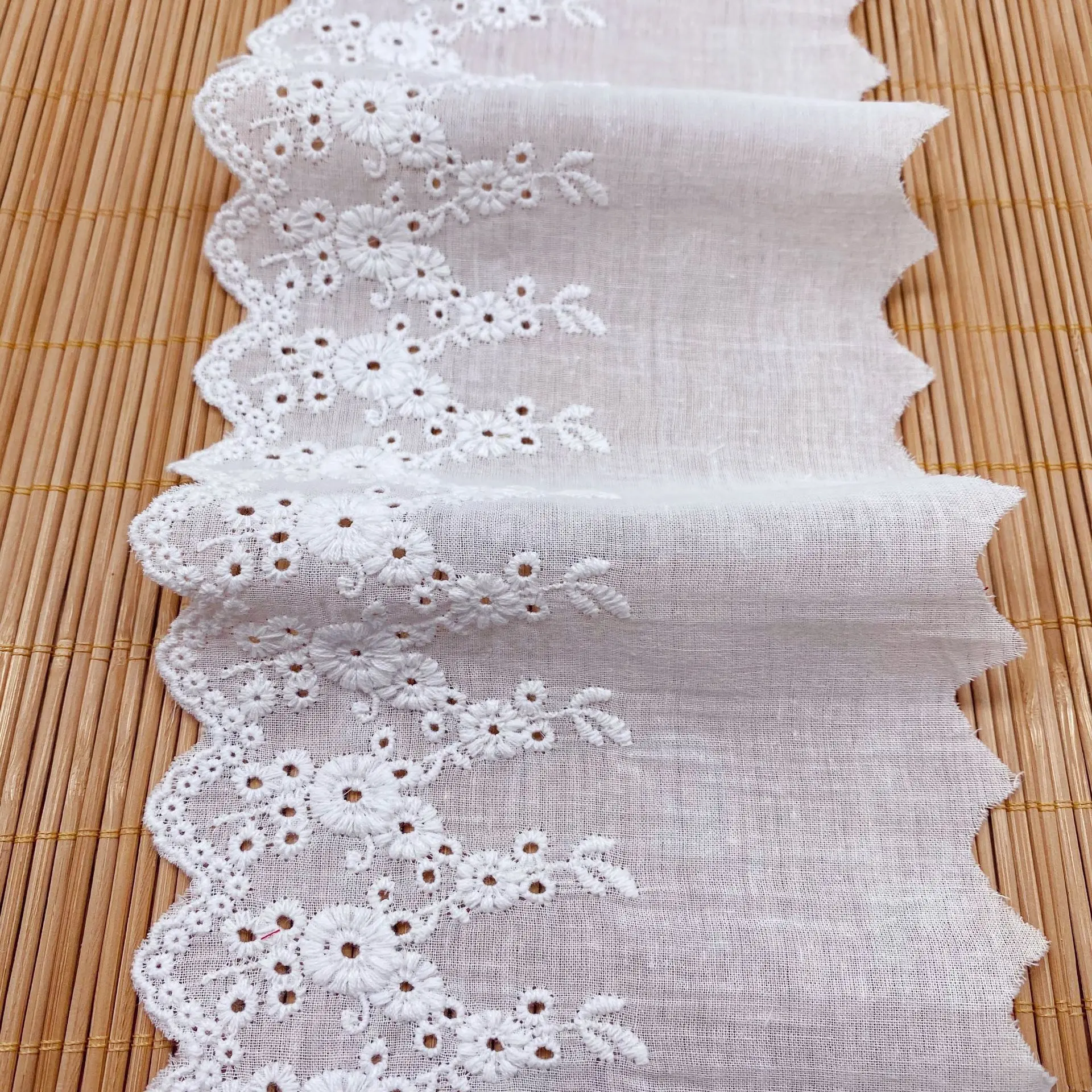 高級白綿刺繍フラワーレース襟生地縫製アップリケ DIY リボントリムブライダルギピュールロリータ布ドレス