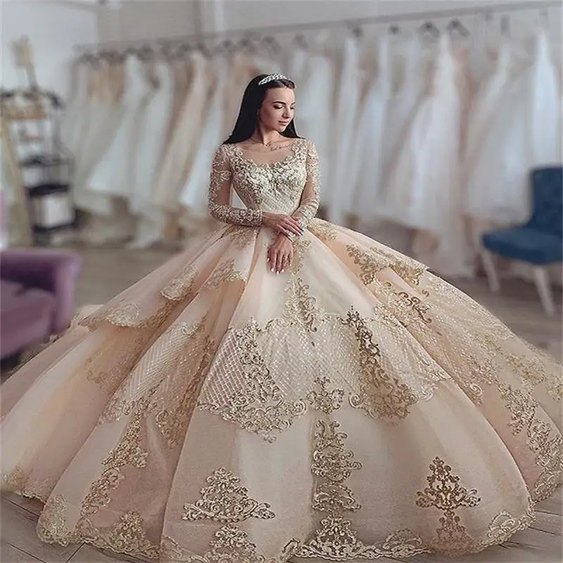 

Luxury Ball Gown Quinceanera Dresses 2024 Lace Appliqued Crystal Long Sleeve Champagne 15 Vestidos De Quinceañera