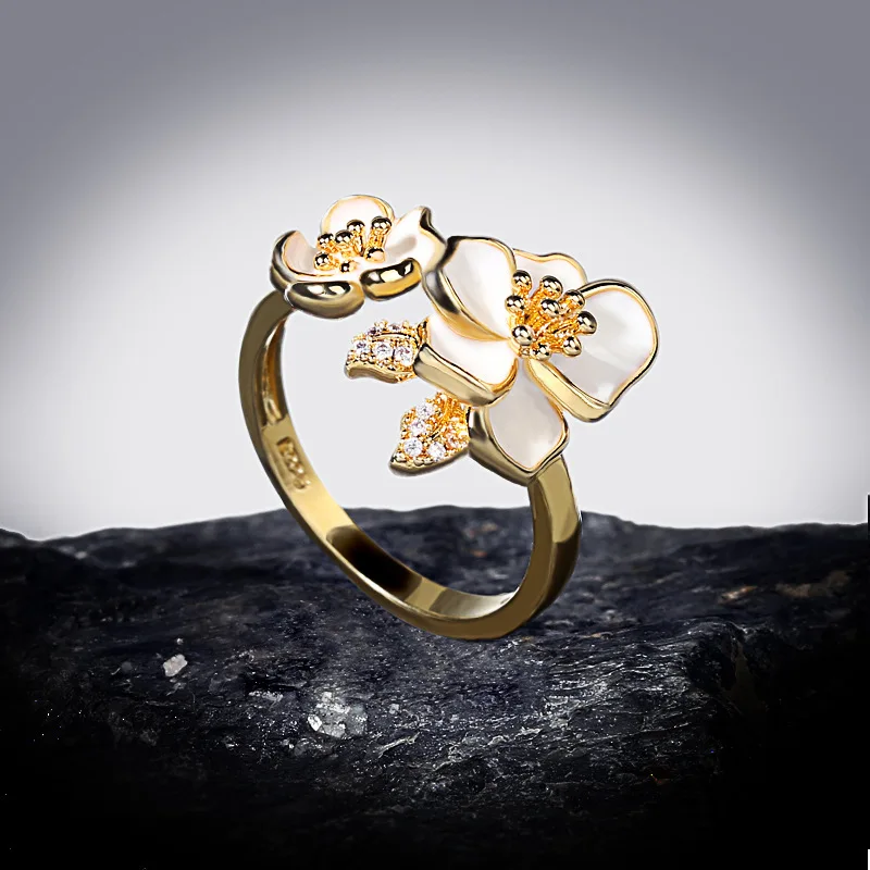 Exquisite Small Fresh White Flower Ladies Ring Small Daisy Jewelry Ladies 925 Silver Handmade Enamel Ring Wedding Rings