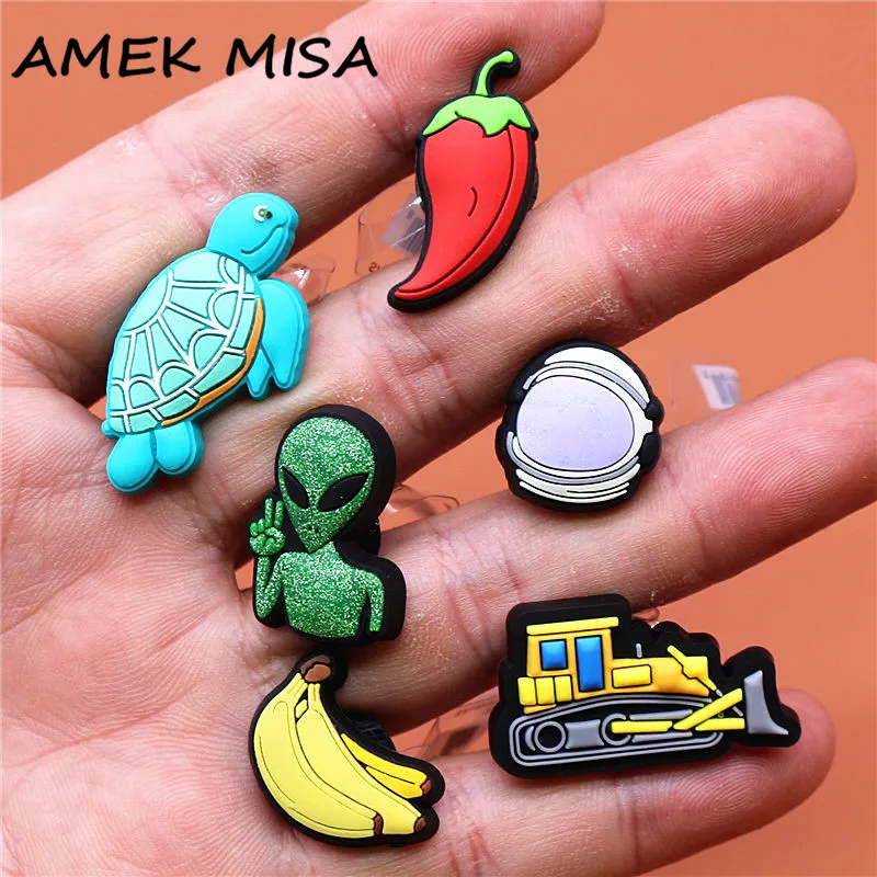 1pcs Alien Turtle PVC Shoe Charms Accessories Aerospace Helmet Chili Banana Shoe Buckle Decorations fit Kids X-mas Party Gifts