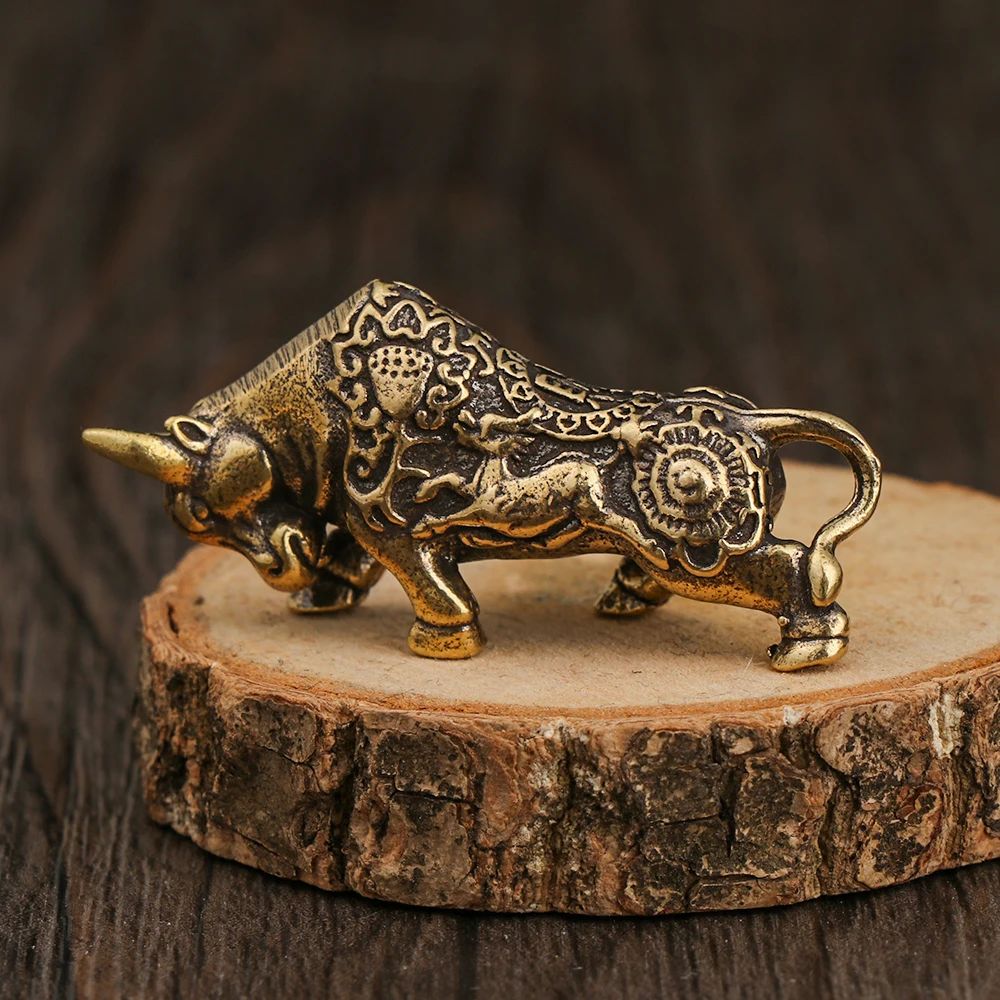 1Pc Brass Bull Figurine Chinese Style Miniature Zodiac Cattle Craft Retro Abstract Animal Sculpture Desktop Ornament Home Decor