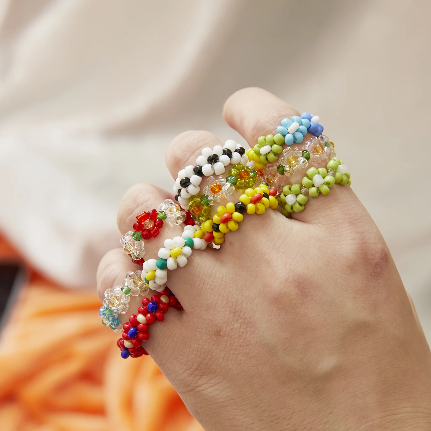 Милое-красочное-кольцо-на-палец-с-цветком-рисовые-бусины-эластичная-цепочка-кольцо-из-бисера-для-женщин-и-девочек-очаровательное-темпераментное-ювелирное-изделие-подарок-регулируемый