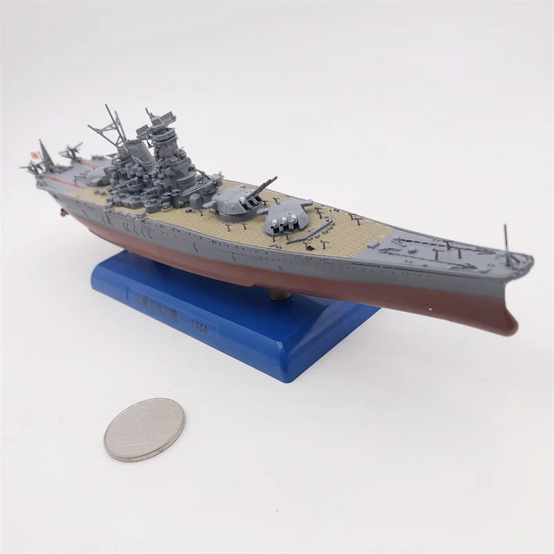 Weapons Theatre WWII Japanese Musashi 1944 Battleship 1/1000 Diecast Model