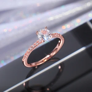 Huitan Klasik 4 Cakar Desain Bulat Zirkonia Cincin Pertunangan Pernikahan Wanita 3 Warna Tersedia Perhiasan Pengantin Murah Diskon Besar 10 cincin lap buku jari penjualan terbaik - №