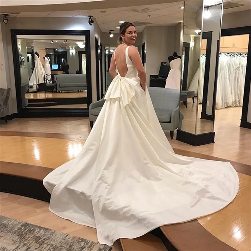 Plus Size A-line Wedding Dress V-neck White Ivory Satin Long Bridal Dress Backless Bow Back 2020 Cheap Vestido De Casamento