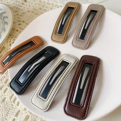 The breath is super good! Leather BB clip autumn and winter color simple PU leather hair clip female hair accessories side clip