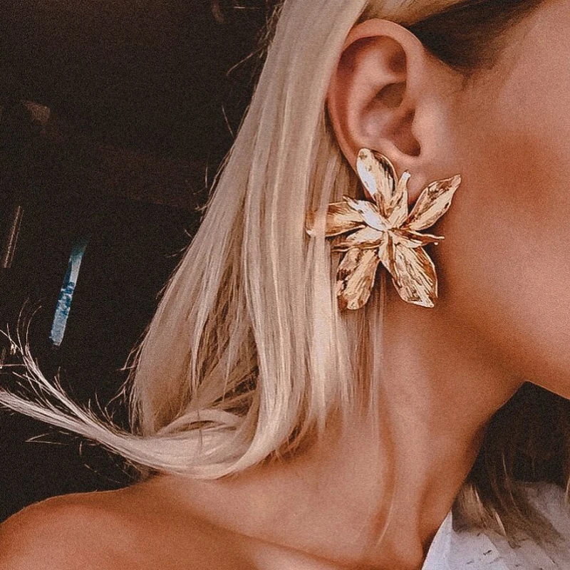 Vintage Metal Flower Big Earrings for Women Gold Color Silver Color Geometric Statement Fashion Brincos Jewelry Earring