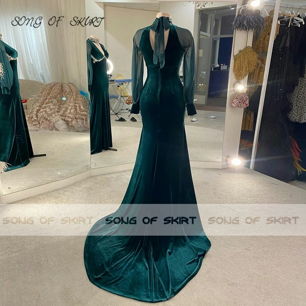 Customized Elegant Malachite Green Mother Of Bride Dresses Mermaid Crystal Halter Collar Plus Size Evening Gown Robe De Soirée F