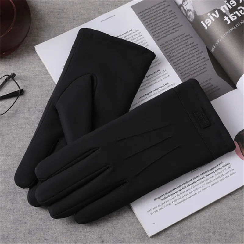 Fashion Hot Gloves Male Autumn Winter Touchscreen Plus Velvet Thermal Anti-Slip Run Windproof And Waterproof Driving WM002