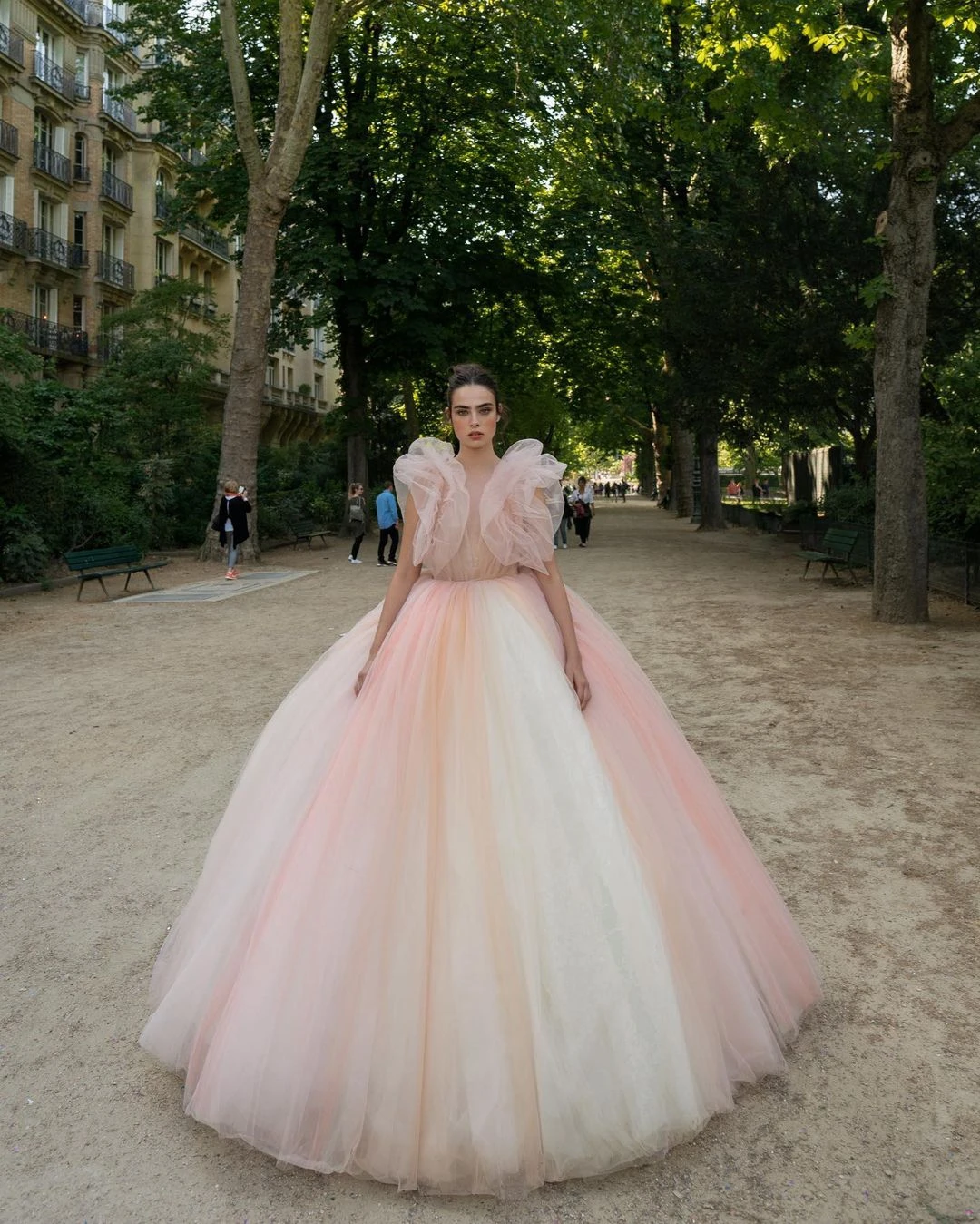 Abito da sera retrò glamour maniche con volant colorate o-collo vita alta donna abito da ballo formale abito da sera in Tulle gonfio a strati