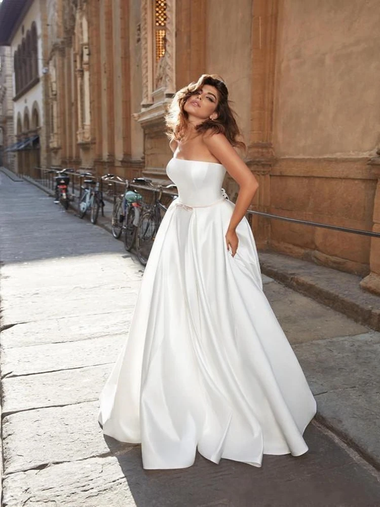 Sexy strapless a line vestidos de casamento 2020 simples cetim espartilho rendas-up voltar vestidos de noiva baratos robe de mariee vestido de casamento