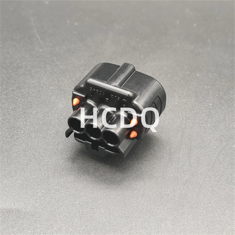 The original 90980-10845 3PIN Female automobile connector plug shell and connector are supplied from stock