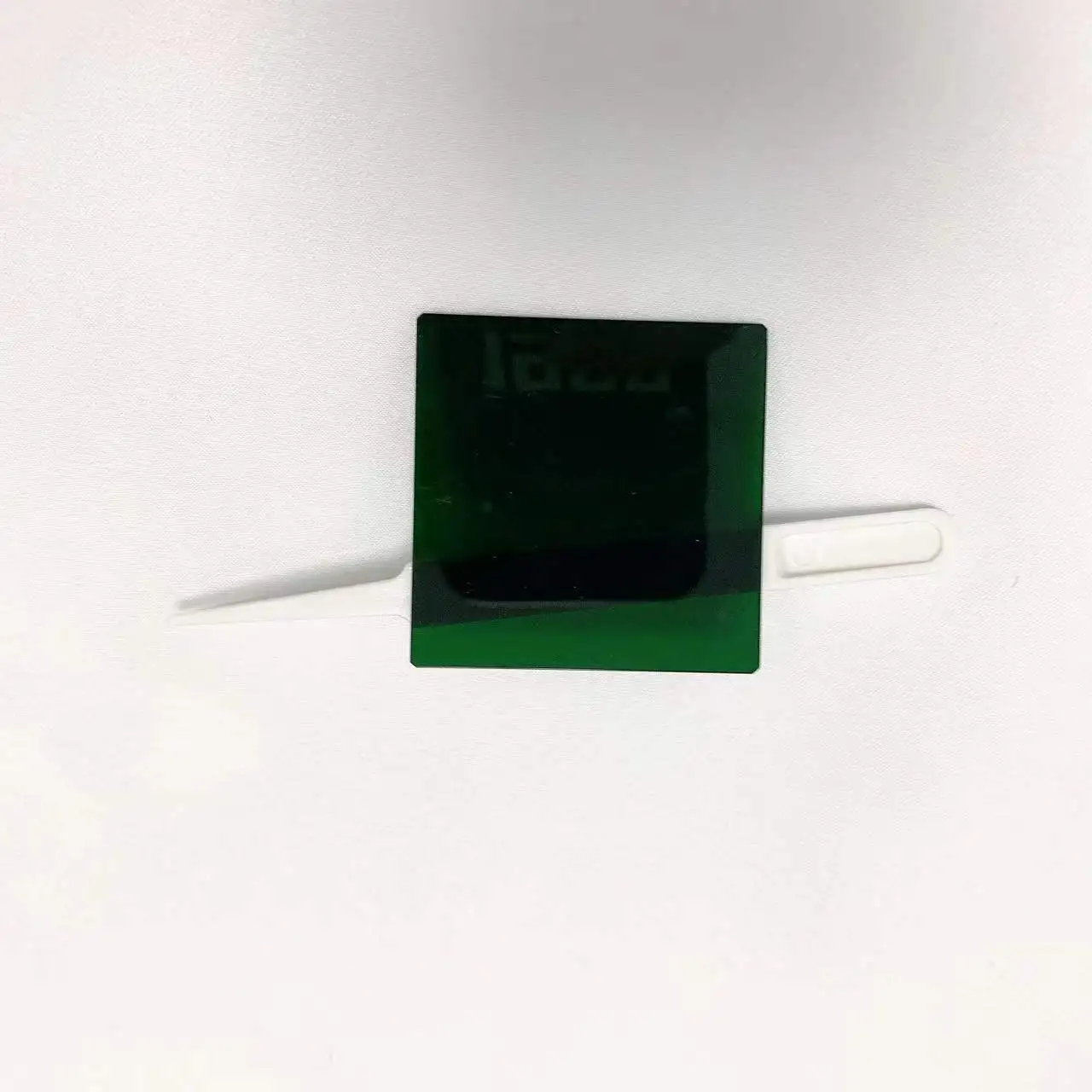 Custom Size Square 420nm To 620nm Low Pass Filter Dark Green Glass Type LB13