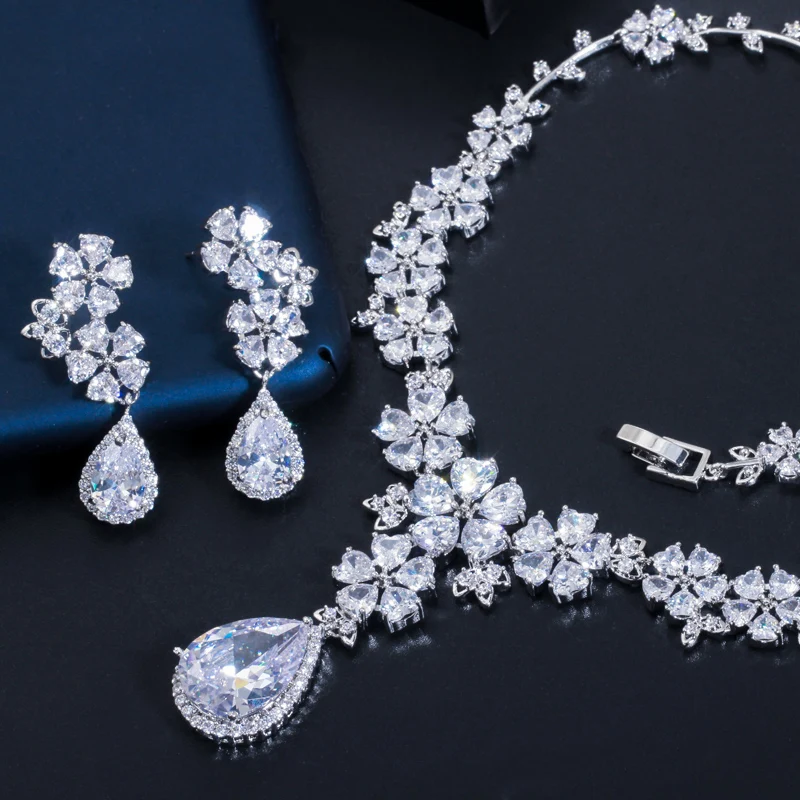 CWWZircons 2023 New Fashion Bridal Flower Necklace and Earrings Cubic Zirconia Women Wedding Jewelry Sets for Brides T108