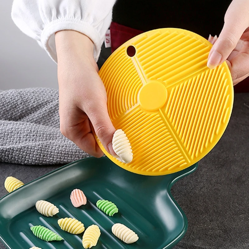 Gnocchi Board Plastic DIY Spaghetti Maker Boards Handmade Pasta Mold with Hanging Hole Tool for Macaroni Pin