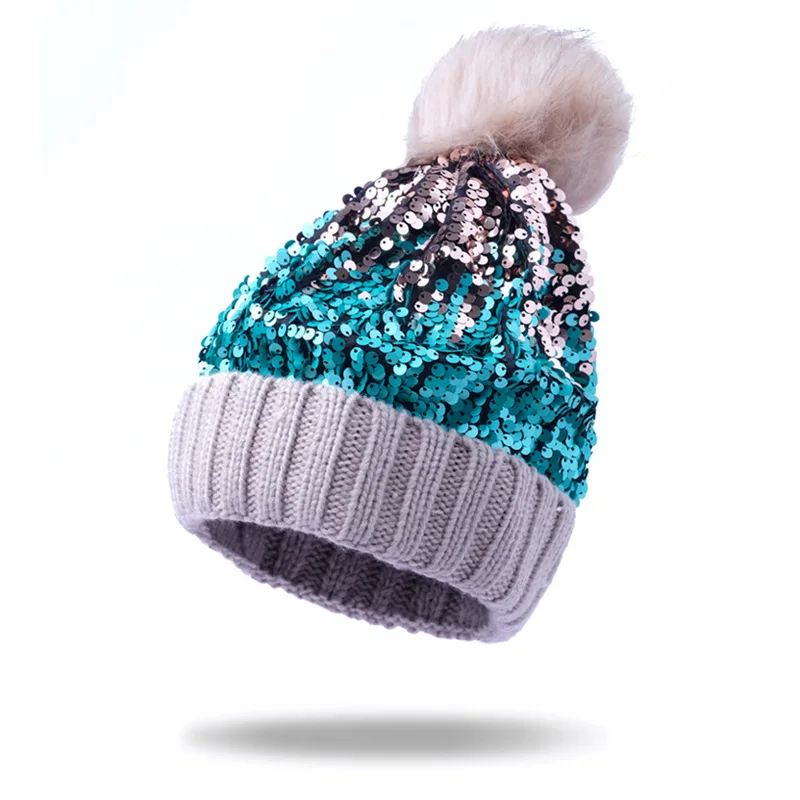 Cross-border new autumn and winter sequin knitted hat Ladies fur ball fashion thick winter hat Baotou sequined woolen cap