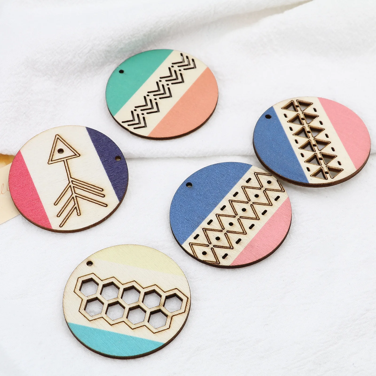 10 PCs Wood Pendants Round Blue & Pink Rhombus Charms Pendants For Handmade Necklace Earrings Jewelry Gifts For Women 5cm Dia