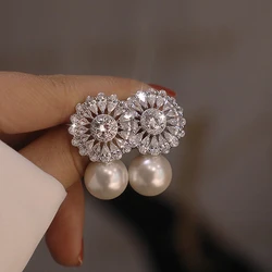 Huitan Romantic Women Stud Earrings Imitation Pearl Delicate Female Earring for Party Gift Top Quality Jewelry Dropshipping