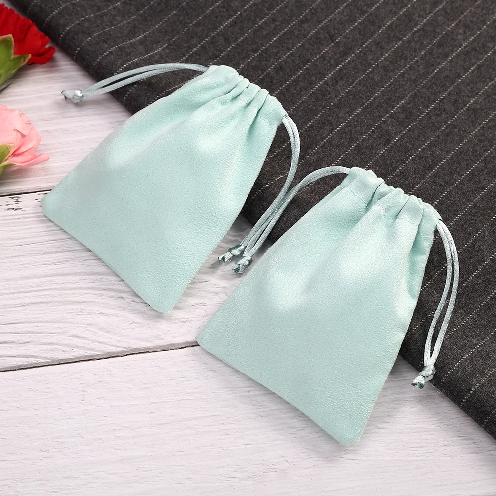 50 Green Flannel Bags Chic Wedding Favor Drawstring Bags Skincare Products Packaging Pouches Suede Pouch Necklace Jewelry Bags