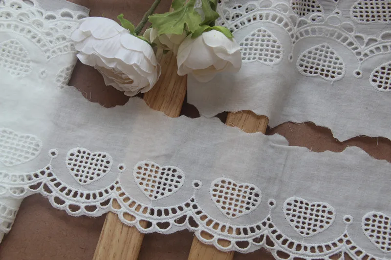 1 Yard Width:4cm Hollow Grid Heart Embroidery Trimming Laces Cotton Fabric Lace for Apparel/Curtain Sewing Accessories(SS-2465)