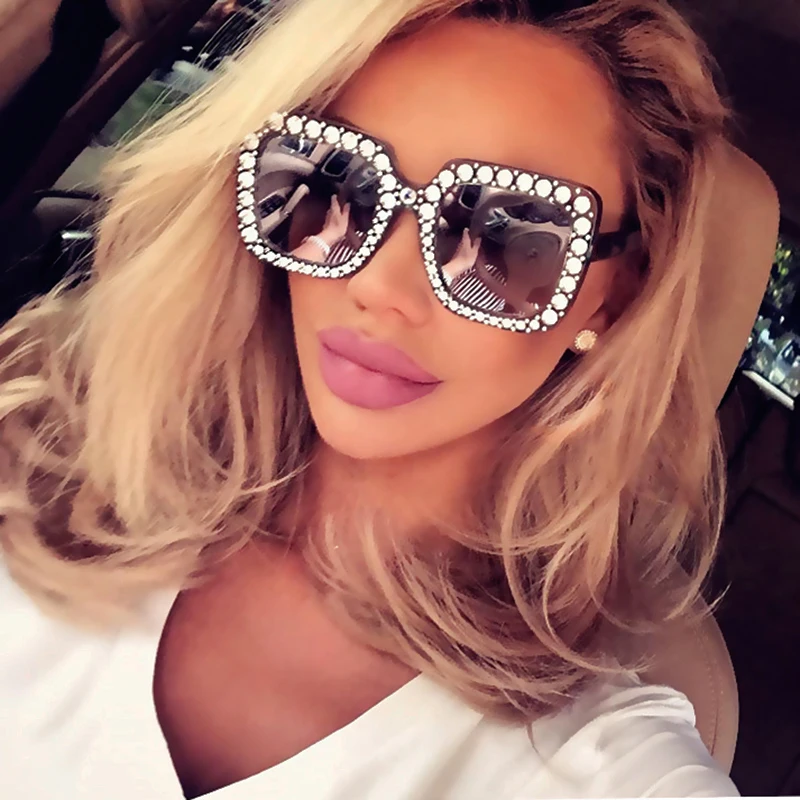 2020 Vintage Oversized Square Colorful Diamond Sunglasses Women Big Frame Luxury Brand Crystal Sun Glasses Rhinestone Eyewear