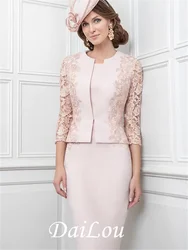 Sheath/Column Mother of the Bride Dress Plus Size Elegant Vintage Jewel Neck Knee Length Satin 3/4 Length Sleeve with Lace 2021