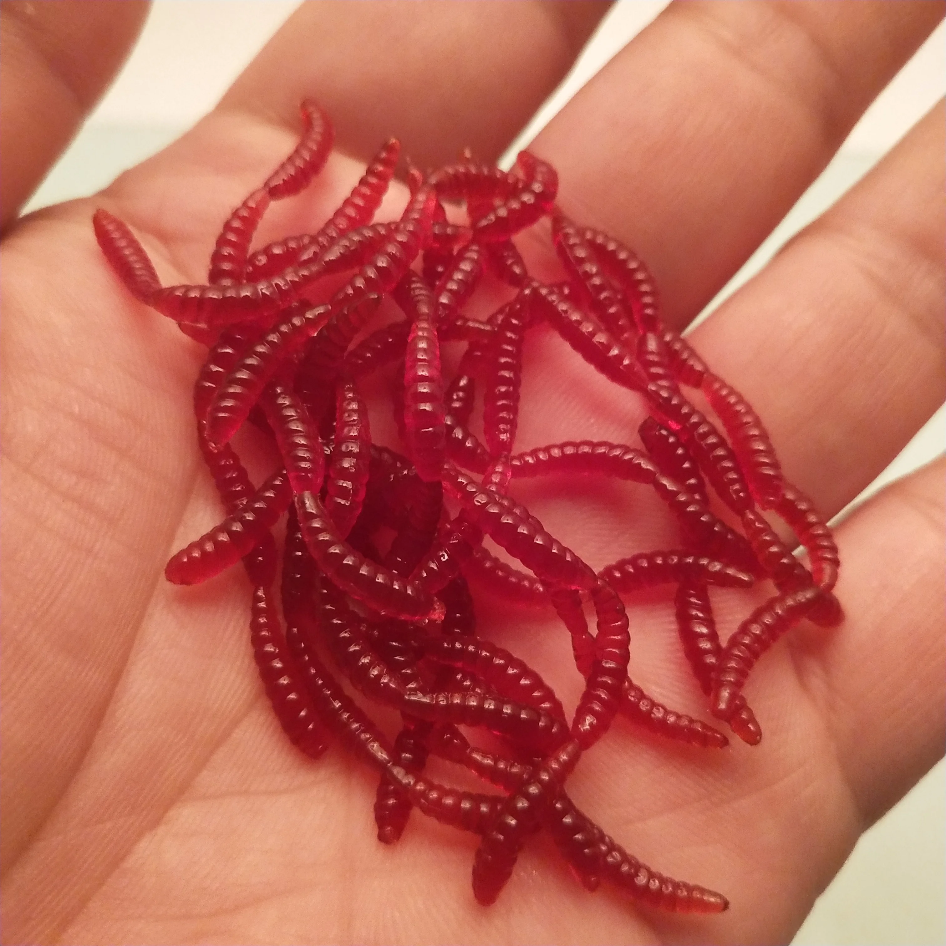 Señuelo de pesca Artificial, cebo de gusano de tierra realista, 4 colores, 8cm, cebos blandos de silicona con sabor a Camarón, 10 unidades