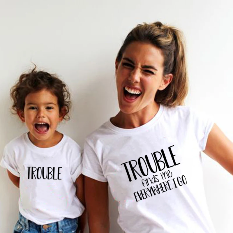 1pcs Mommy and Me Trouble Matching Shirts Trouble Finds Me Everywhere I Go Mom and Baby Kid Match Tops Tees Summer Family Look