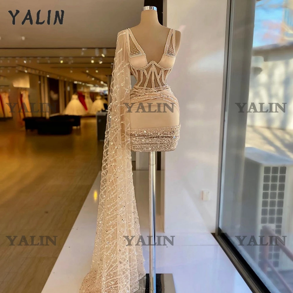 Yalin-非対称の裸の肩を持つショートドレス,Vネックとスパンコールを備えたチュールのチュニック,セクシーな長さ,パーティードレス,新しいデザイン