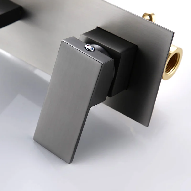 Imagem -04 - Smesiteli-torneira de Pia de Banheiro Torneira de Latão para Parede Misturador de Água Quente e Fria Cozinha Cinza Escovada Fixado na Parede