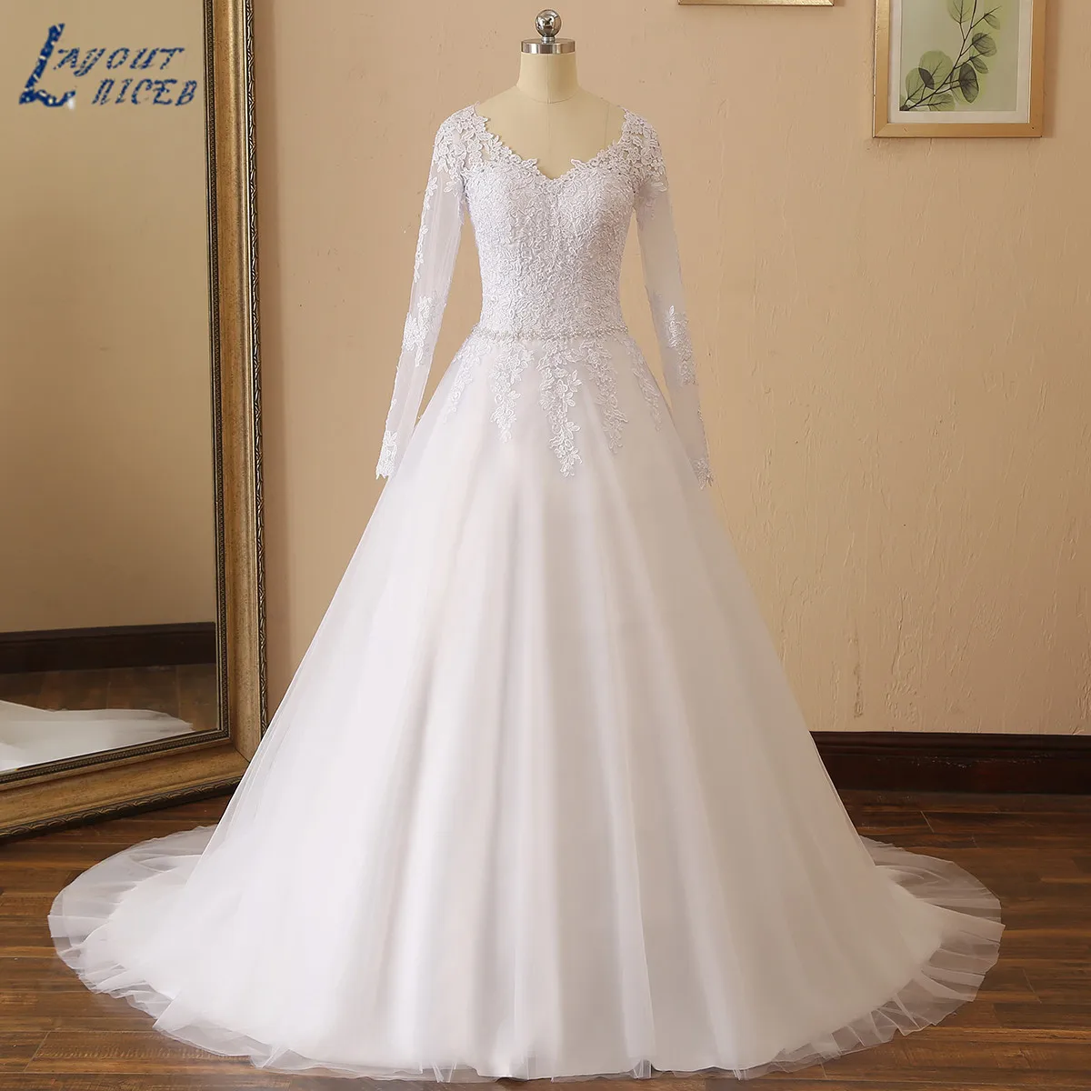 LAYOUT NICEB-Robe de Mariée en Dentelle à Manches sulf, Tenue de Princesse Sexy avec Col en V et Tulle pour Patients au Dos Robe De Mariee Robe de mariée à manches longues robes de mariée princesse illusion sexy sur le