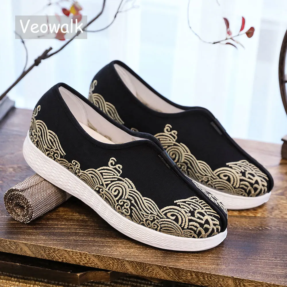 Veowalk  Japanese Style Men Casual Canvas Embroidered Loafers Light Comfortable Slip On Sneakers Walking Driving Shoes