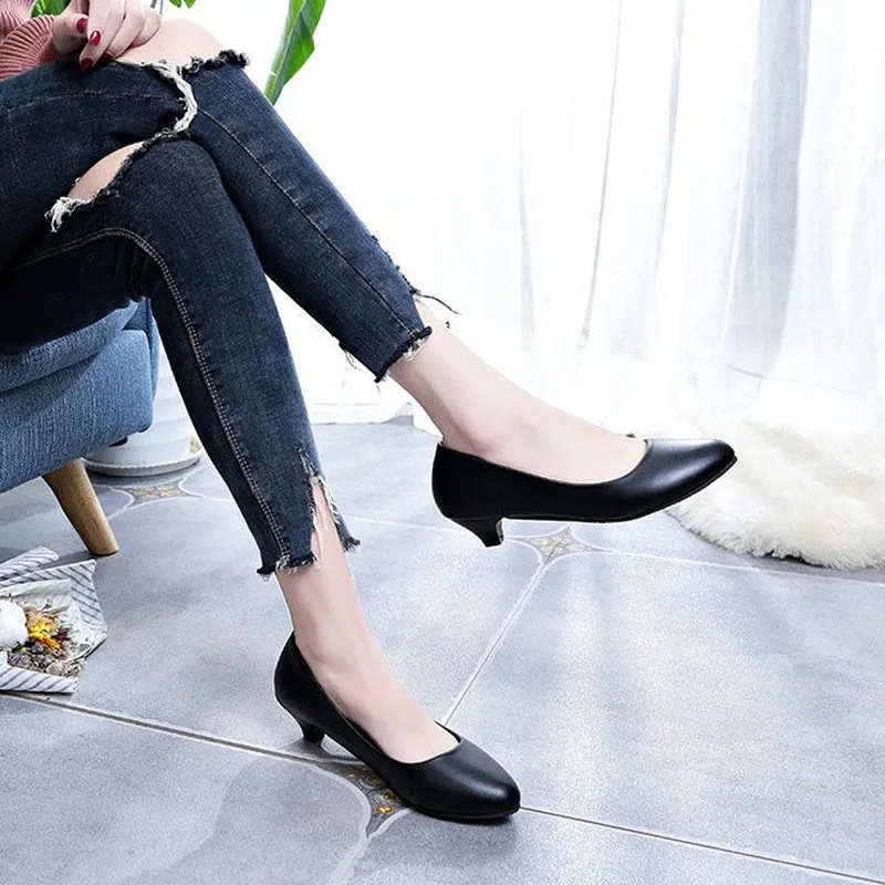 Black low heels PU leather works shoes woman professional women\'s shoes round head wedge pumps shoes women large size  WSH3181