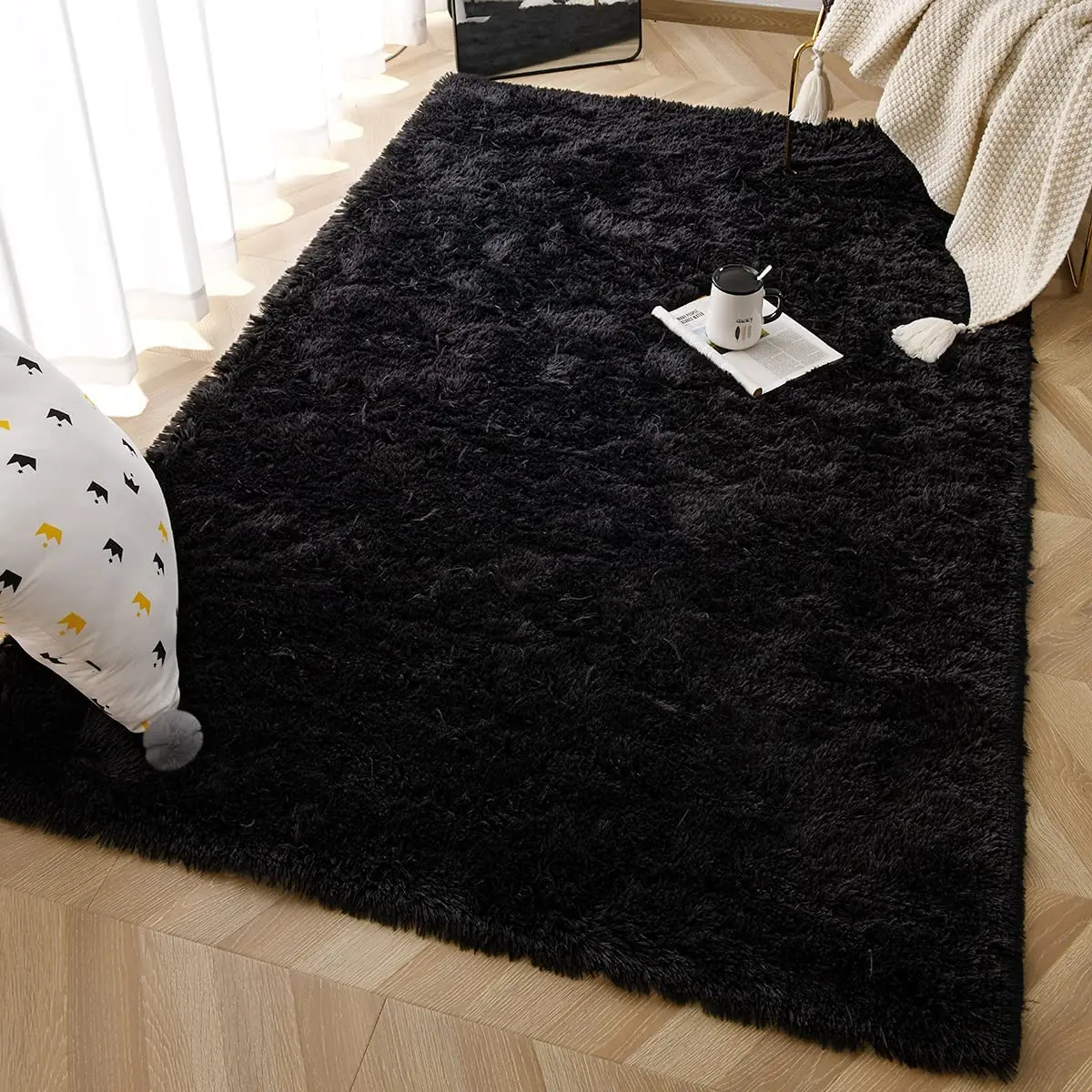 Modern Indoor Fluffy Area Rug Soft Furry Long Hair Decorative Home Carpet Kid Play Mats Nursery Rug Living Room Carpet Fur Rugs