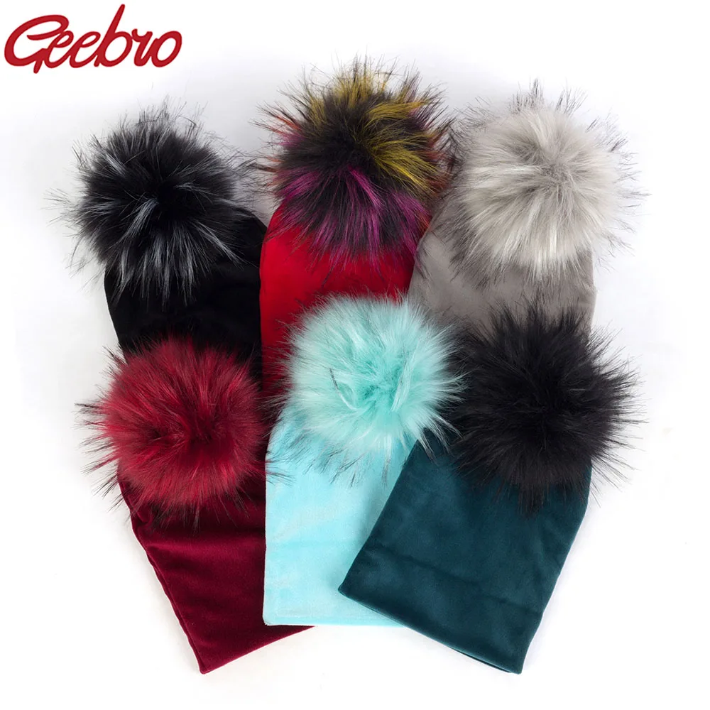 Geebro Winter Warm Fashion Cute Baby Girls Boys Velvet Beanie Hats Ins Solid Soft Thick Flannel Babies Kids Faux Fur Pom Pom Hat