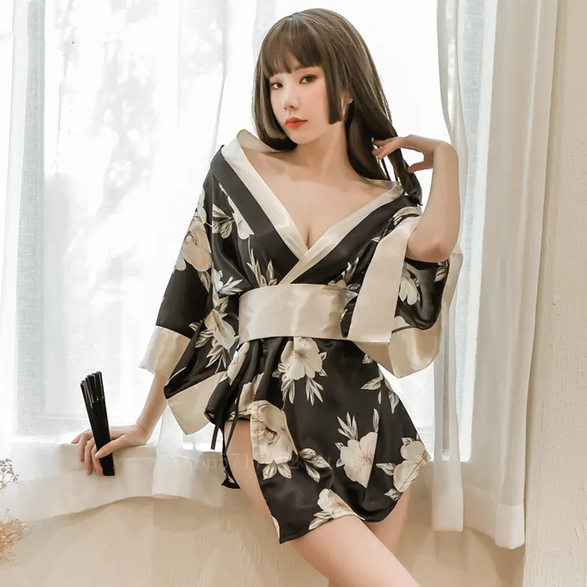 

Kimono Dress Gril Japanese Style Bathrobe Woman Vintage Sakura Floral Print Yukata Haori Japan Uniform Cosplay Costume Party