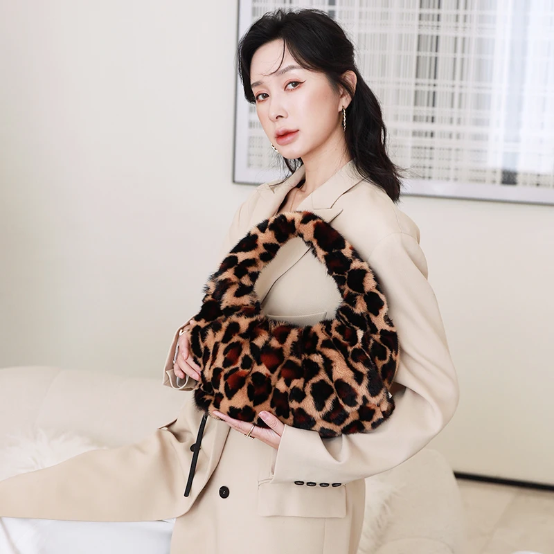 2021 Women New Mink Fur Bags Imported Mink Fur Luxury Handbag Fashionable Leopard Print Cloud Bag Crossboy Single Shoulder