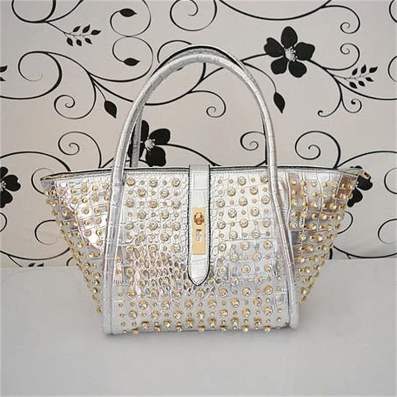 2020 New Fashion Handbag Women\'s Diamond Dumpling Bag Shoulder Bag Messenger Bag Lady Bag Rhinestone Handbag Lady Large Bag