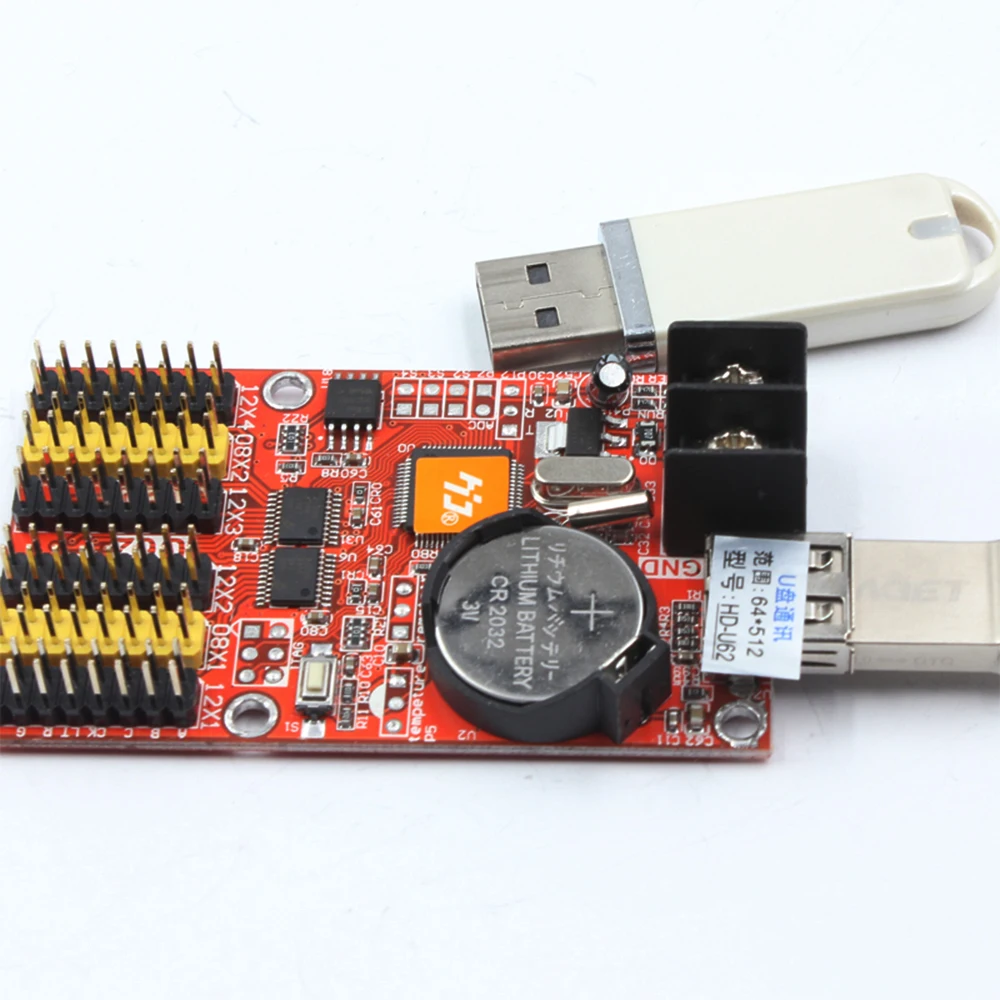 HD-U62 Scheda di controllo LED Huidu U-disk Scheda messaggi LED a colori singoli e doppi 2 * HUB08 Controller display LED 4 * HUB12 porte